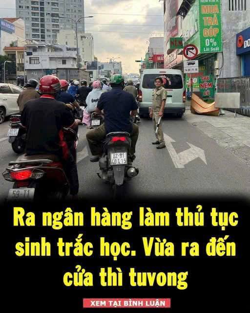 Làm th ủ t ục tại ngân hàng xong ra ngoài thì t U v o n